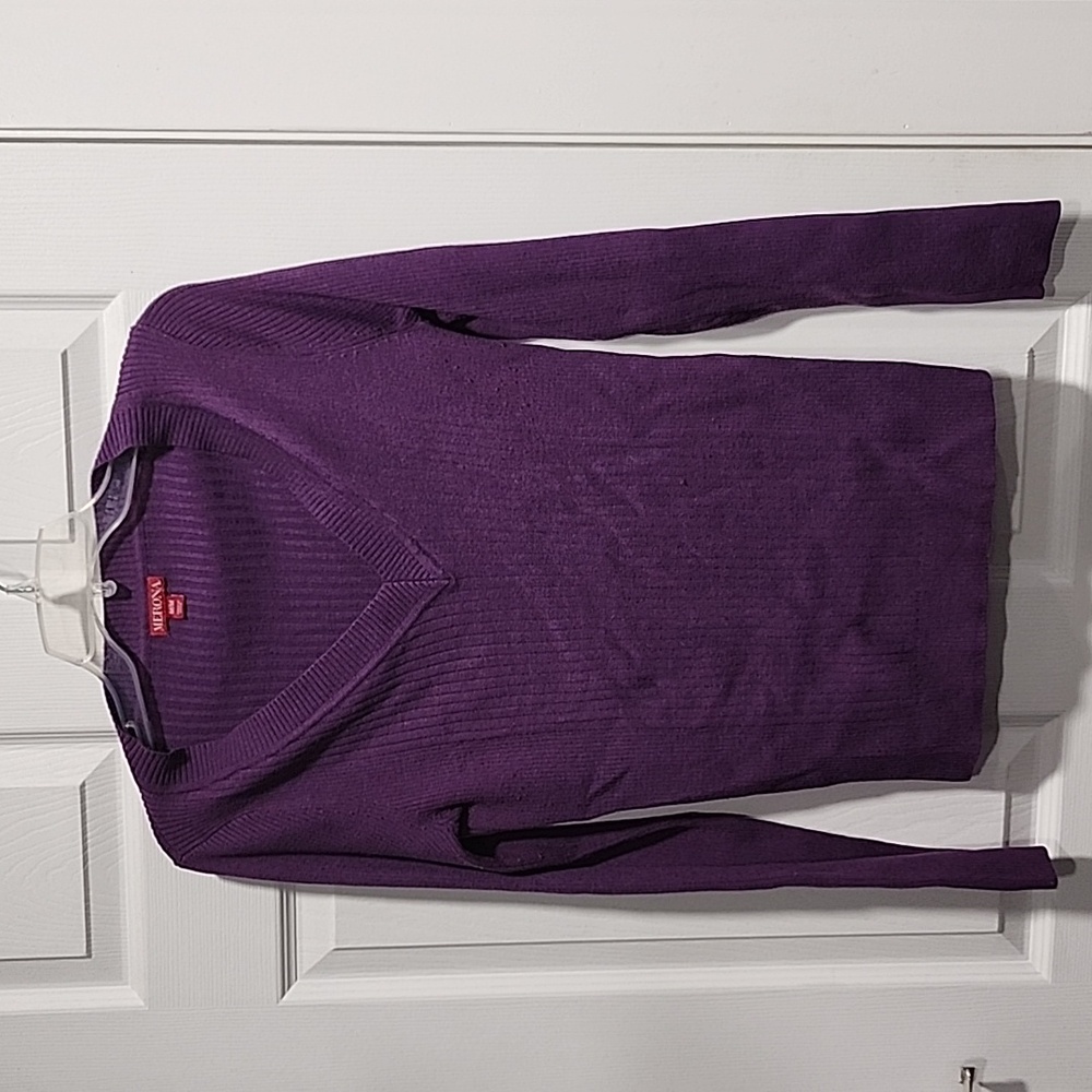 V-neck sweater